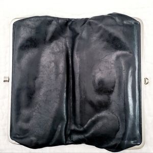 HOBO Lauren clutch wallet. Leather